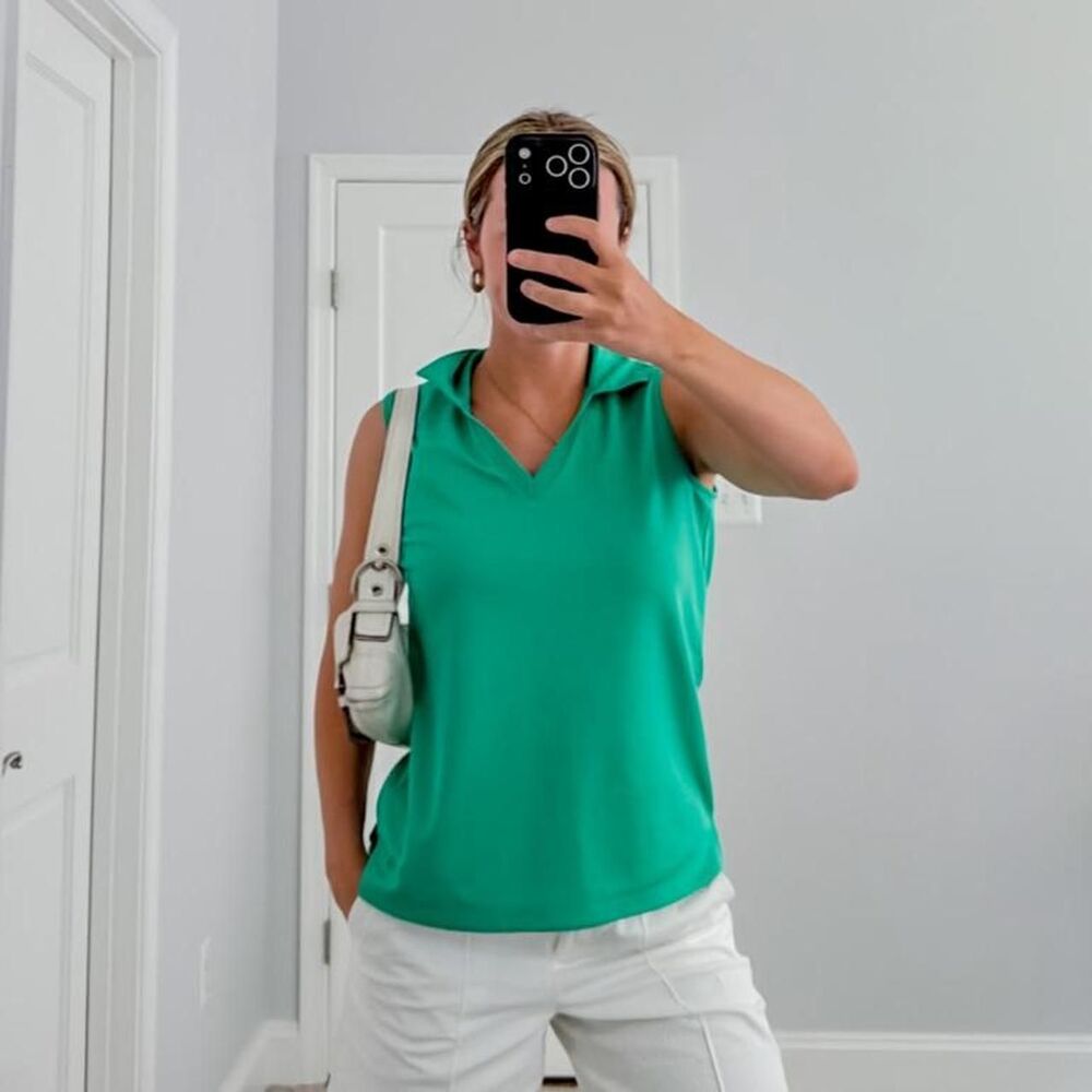 Lady Hagen sleeveless golf top